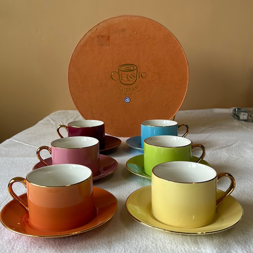 12 Piece Set of Yedi Coffee Cups, and Saucers